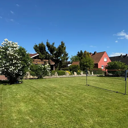 Lejlighed Mit Garten Und Pool In Ostseenaehe Ahrensbok
