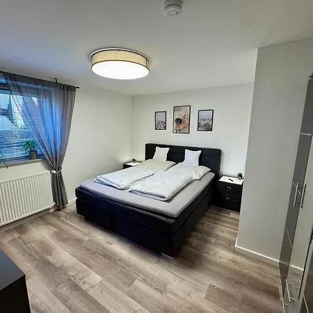 Mit Garten Und Pool In Ostseenaehe *