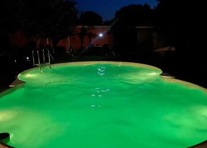 Mit Garten Und Pool In Ostseenaehe Appartement